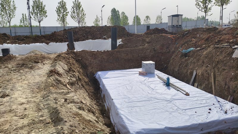 PP模块和不锈钢水箱哪个好？雨水收集系统选型指南