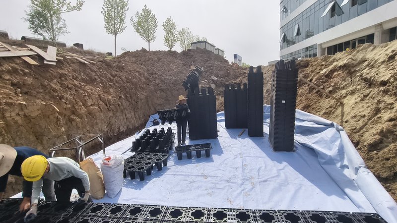 土工布在雨水收集系统中起什么作用？