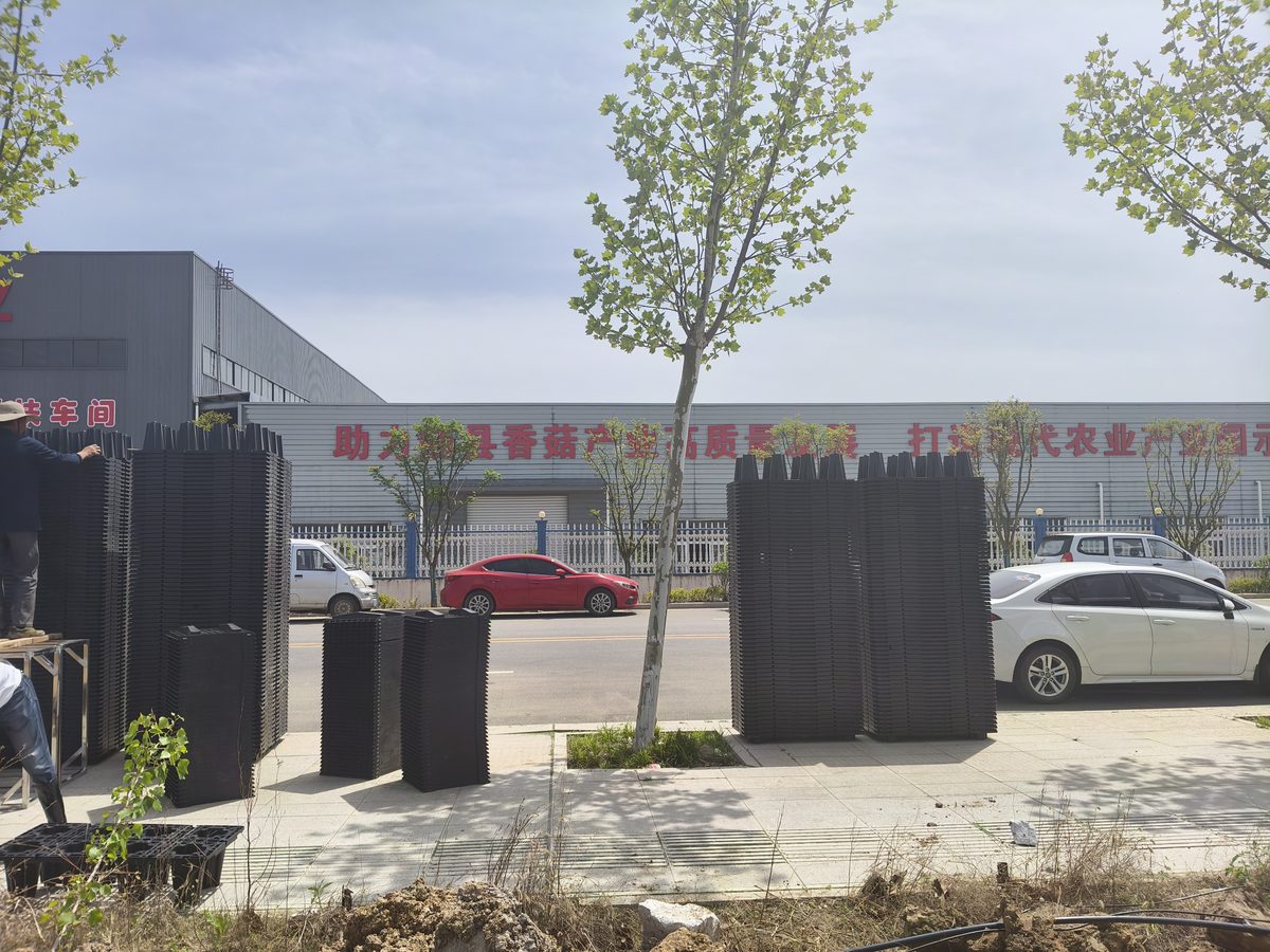 湖北随州工业园区项目-PP模块铺设