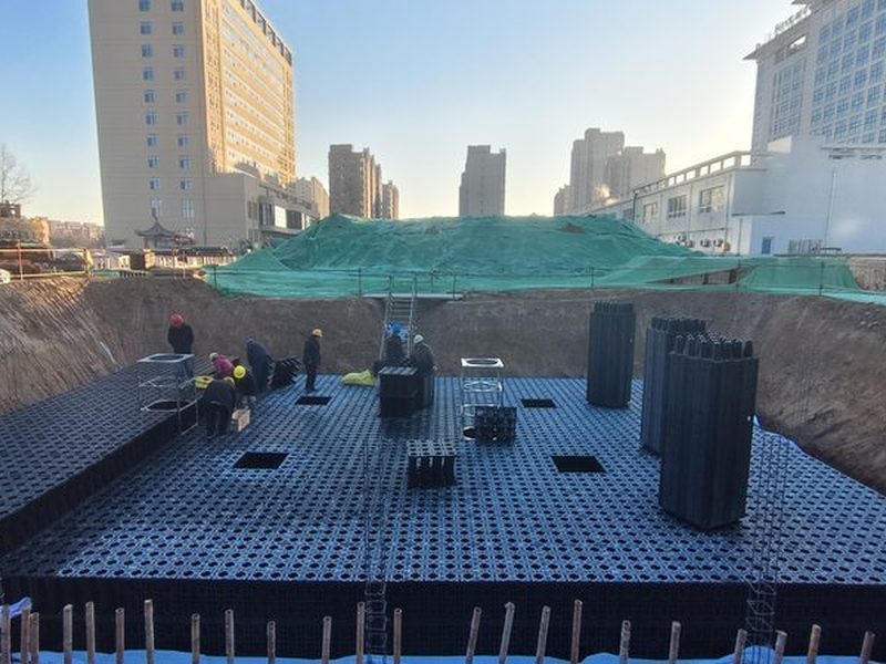PP模块雨季施工防护